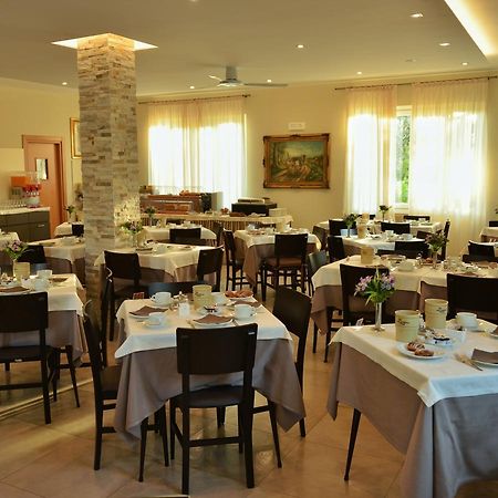 טוסקולנו מדרנו Hotel Sorriso מראה חיצוני תמונה