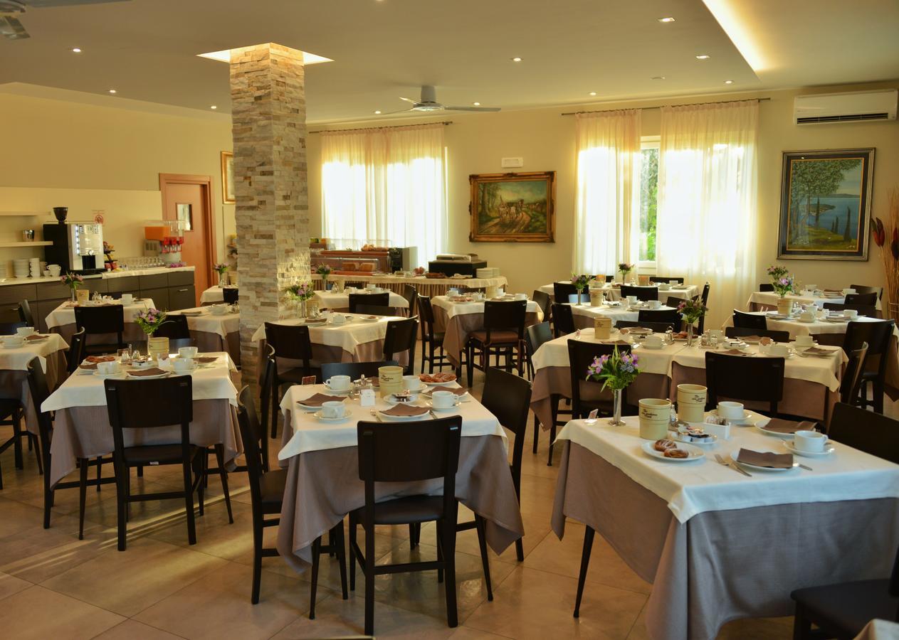 טוסקולנו מדרנו Hotel Sorriso מראה חיצוני תמונה